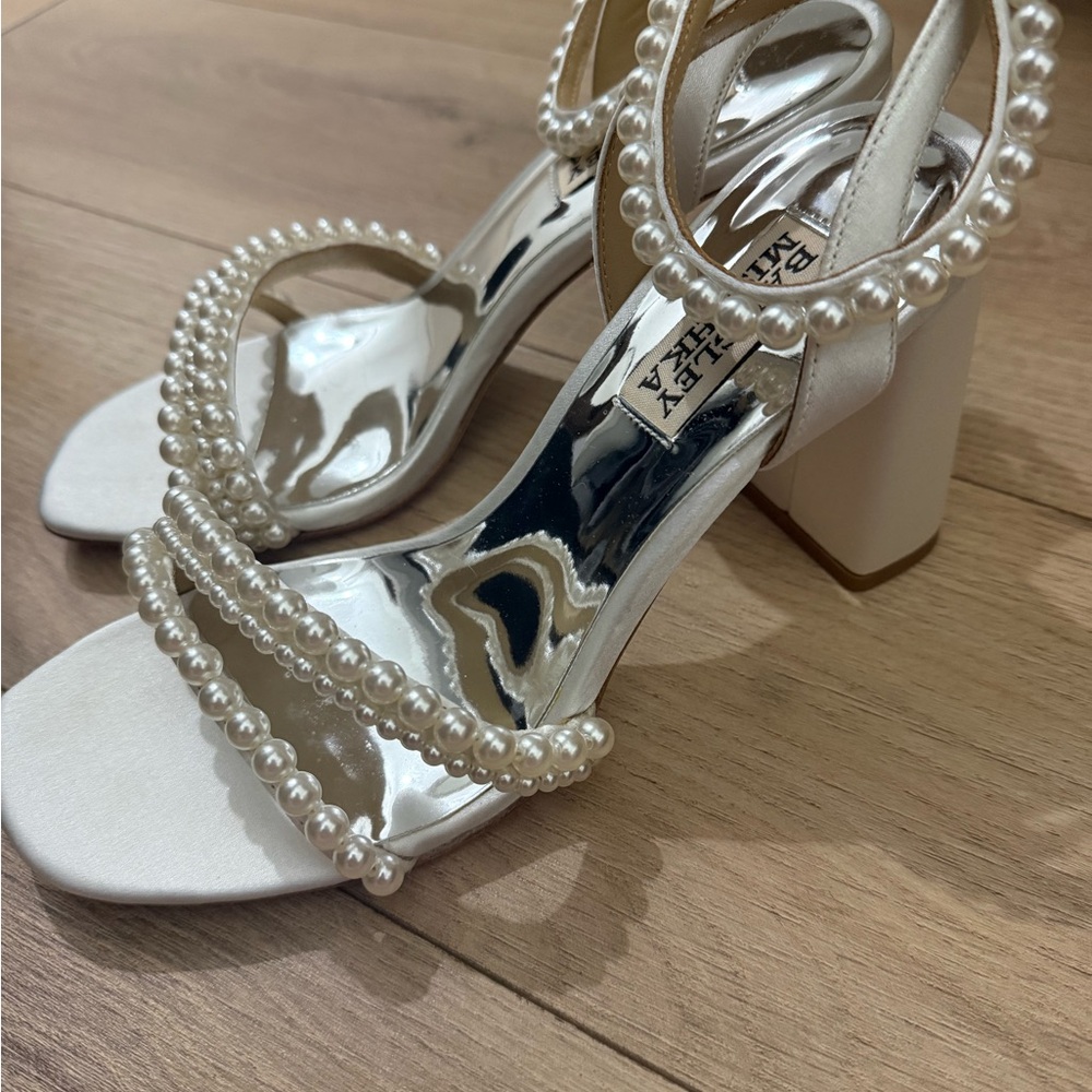 Badgley Mischka Pearl-Adorned White Heels - Picture 2 of 4